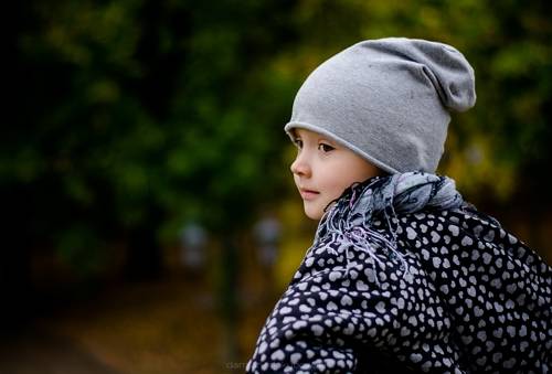 Jesienny portret dziewczynki