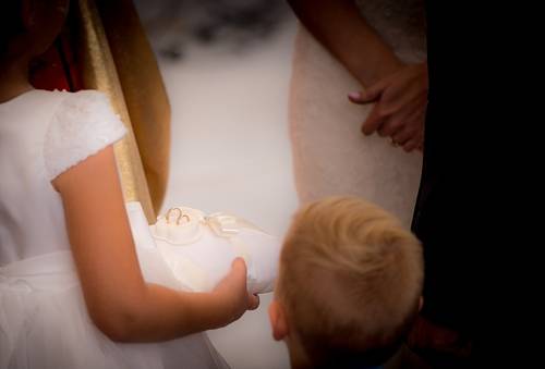 Poduszka z obrączkami