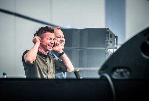 Loui & Scibi Sunrise