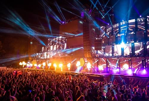 Sunrise 2017 Mainstage 12